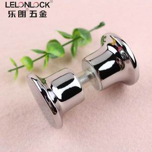 卫浴95视频网玻璃门抽手