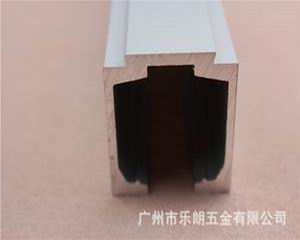 推拉门吊轨如何选择？