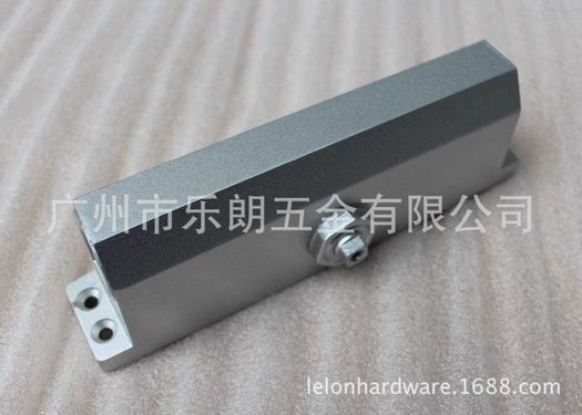 90度定位闭门器哪家好？
